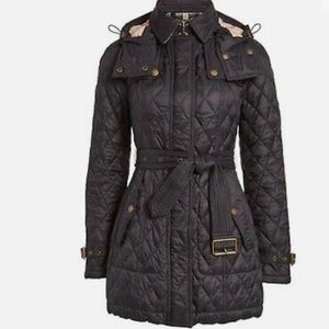 Burberry quit looking black jacket